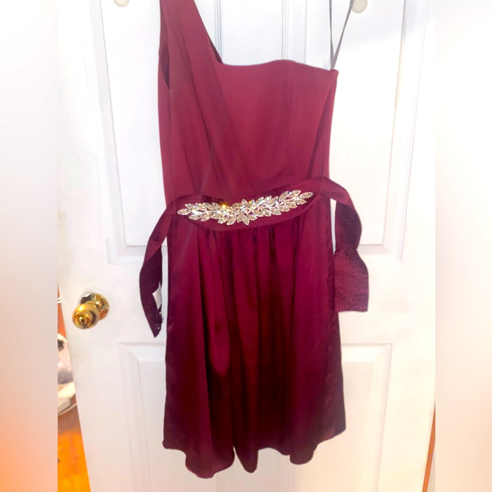 Selling Vera Wang wine coloured dress